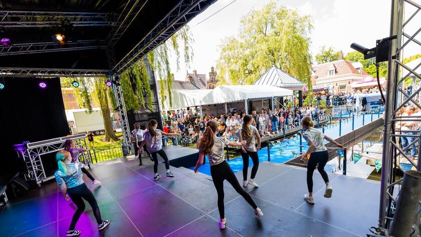 50 jaar kermis, braderie en muziekfestival met Klundert op een Kluitje