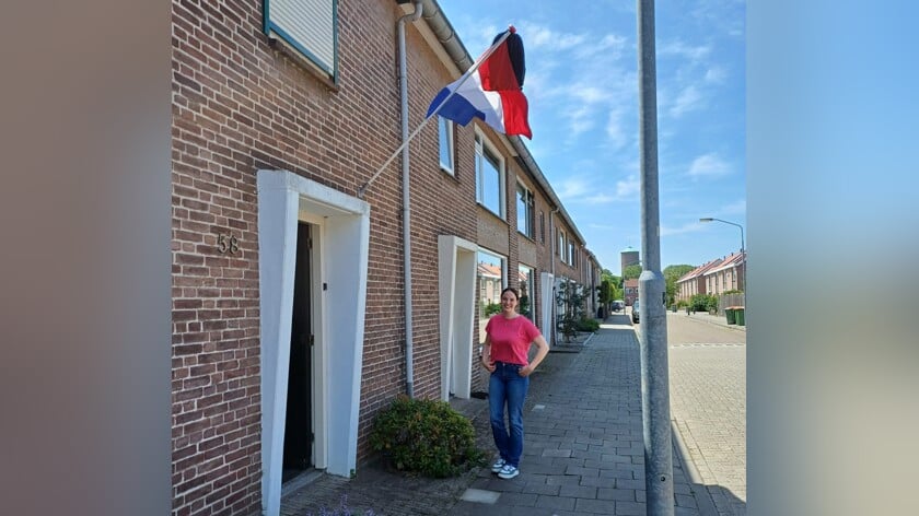 Dorine (17) volgt haar broer en zussen op met vwo-diploma: ‘Dat is extra speciaal’