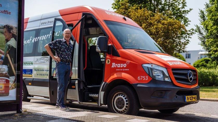 Buurtbus neemt lijn 614 over tussen Anna Jacobapolder en Steenbergen