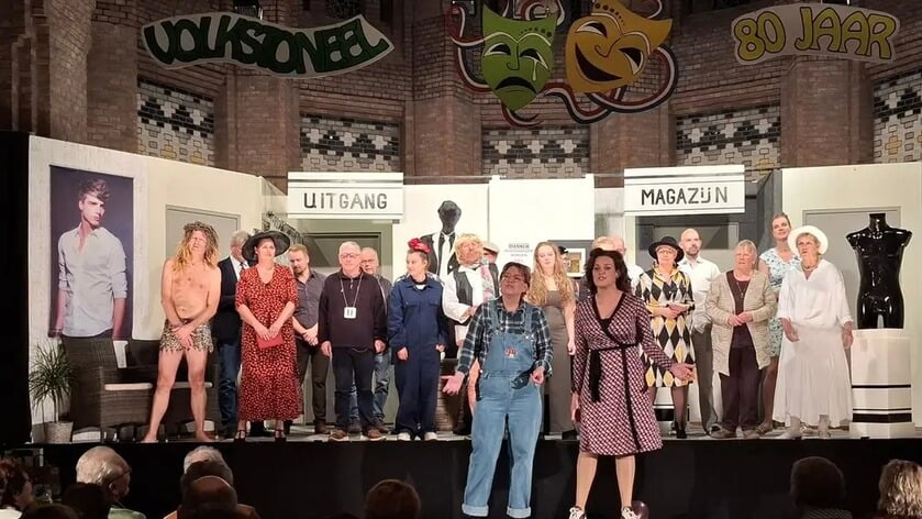 Volkstoneel Heerle viert 80 jarig jubileum met Combi Show