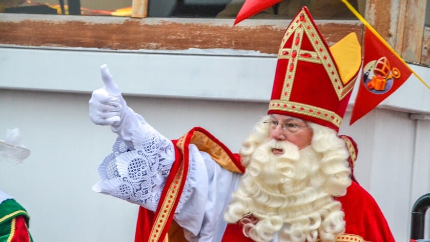 Sinterklaas komt een uur eerder aan in Tholen en trekt dit jaar naar de sporthal