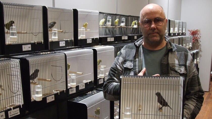 Eric Machielsen heeft mooiste vogel in Rijsbergen
