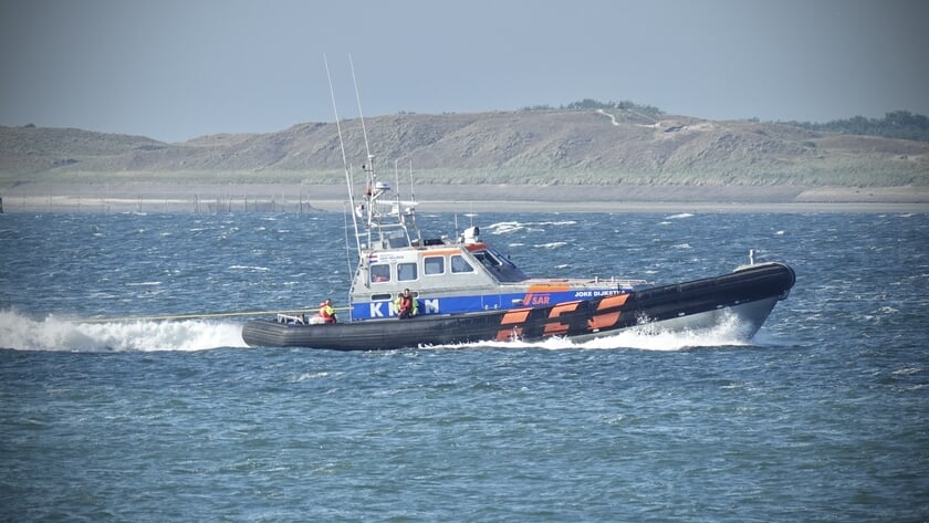 KNRM en SAR in actie voor Razende Bol