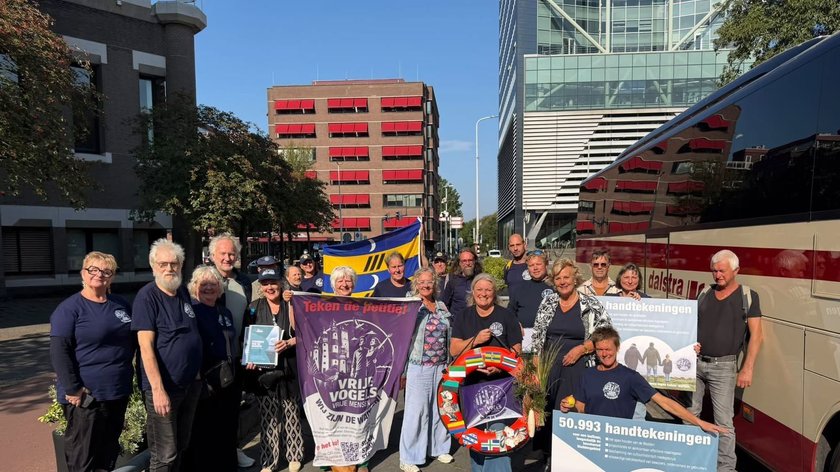 ‘Wij zijn de Wadden’ biedt petitie aan in Den Haag