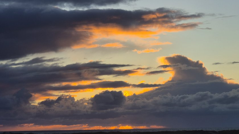 Lezersfoto - Luchten en golven