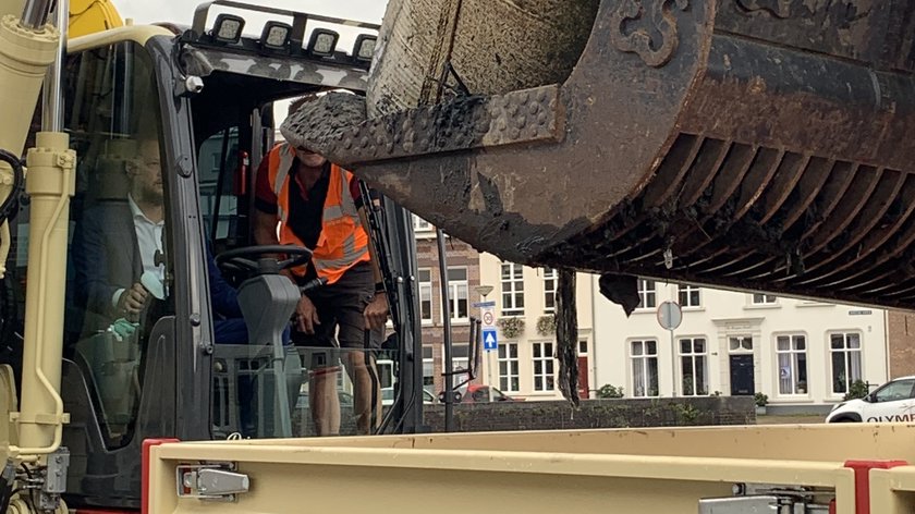 Begin gemaakt met werkzaamheden aan kademuren oude binnenhaven