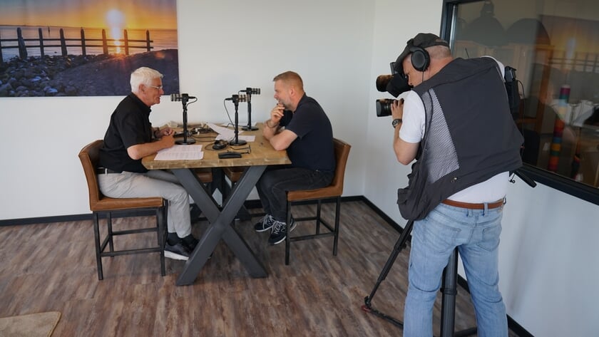 Overval en ruzie tijdens opname podcast van Brouwer & Bakker