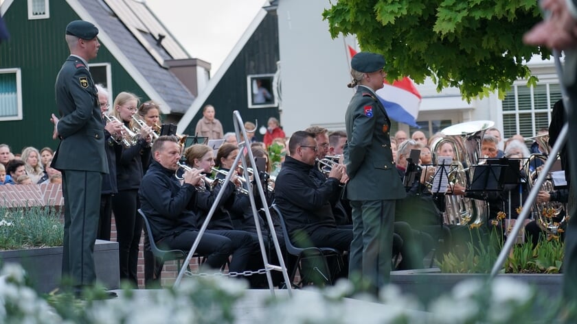 Veteranen, militairen en burgers voelen zich onheus bejegend door gemeente Urk en stappen naar Ombudsman