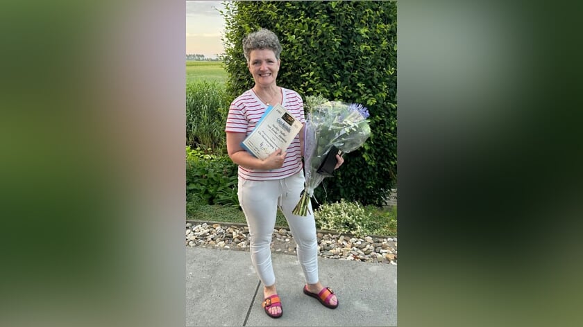 Nellie van Eerde – Hennink in het zonnetje gezet vanwege veertigjarig jubileum bij Brassband Valerius