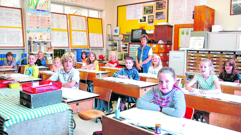 Foto gemaakt bij afscheid juf Mary in de oude school.