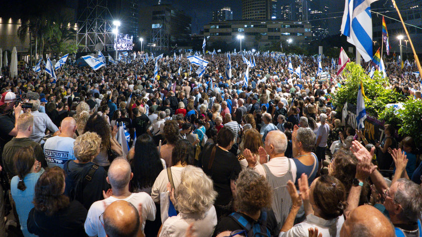 Demonstranten in Tel Aviv vragen zich af: ‘Krijgen wij straks ook een Capitoolbestorming?’