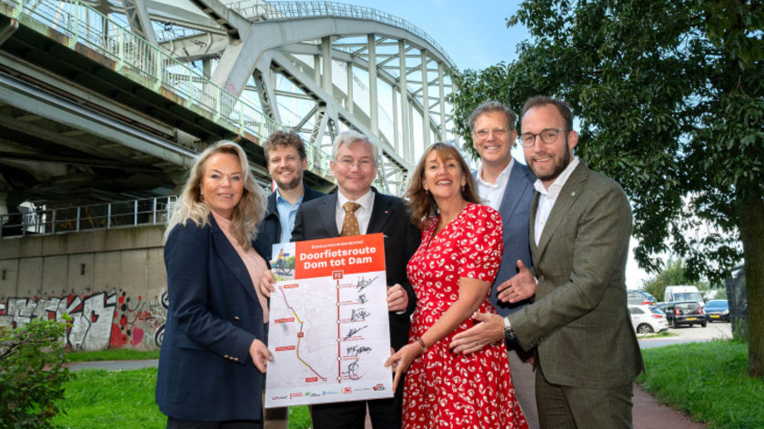 Provincie en gemeenten zetten handtekening onder doorfietsroute Dom tot Dam