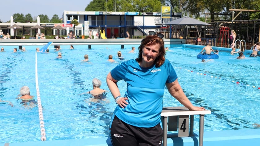 Zo viert zwembad Bijtelskil in Sleeuwijk zijn 50e verjaardag: ‘Of hij ook te water gaat...’