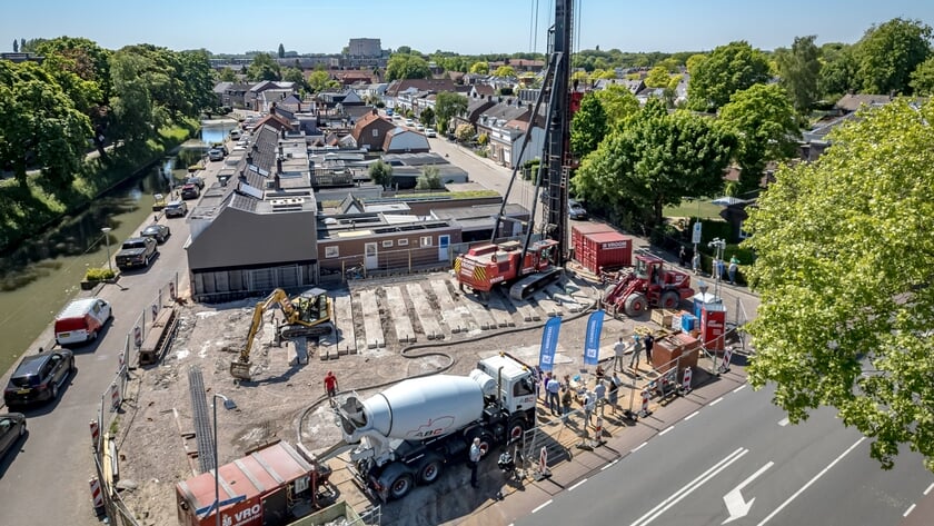 Eerste paal complex Veemarkt is geschroefd
