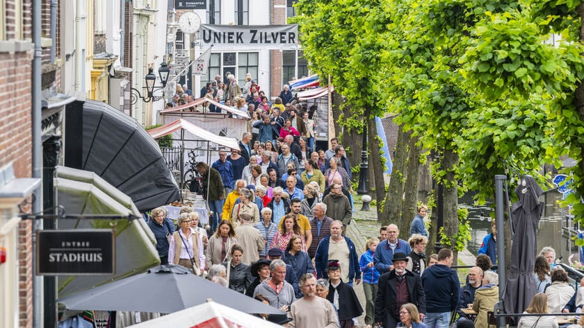 Prinses Margarita opent 39e Zilverdag in Schoonhoven