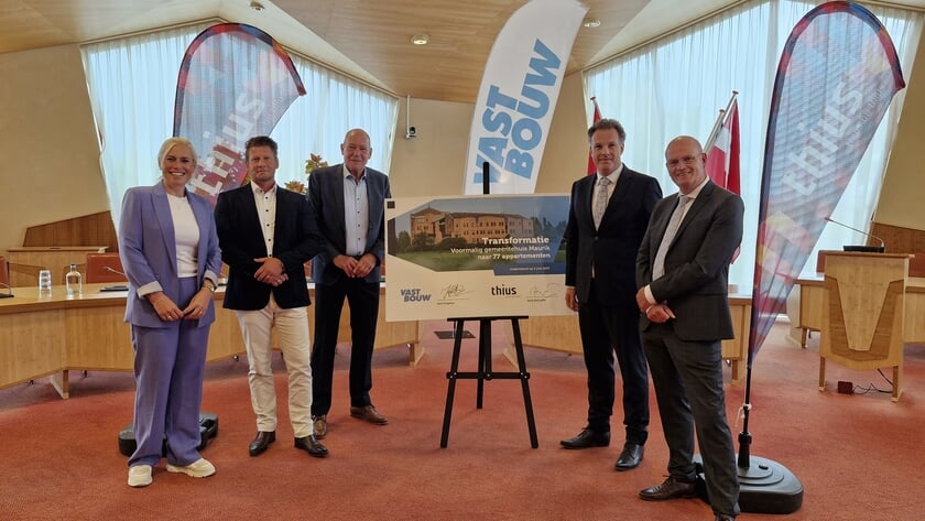 Er passen 77 starters in het oude gemeentehuis