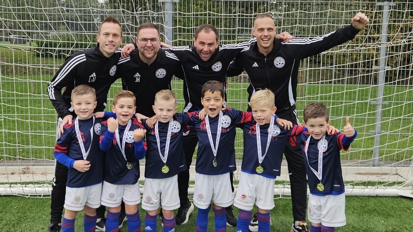 De ‘kleintjes’ van Grol JO8-4 zijn kampioen!