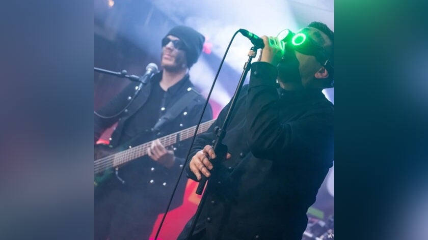 Kom Uit De Oefenruimte bij Rockcafé Taste