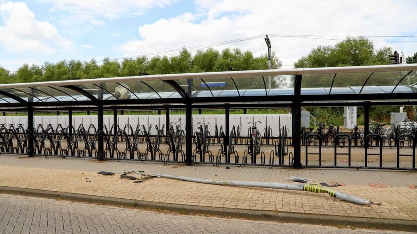 Vernielingen op station Passewaaij