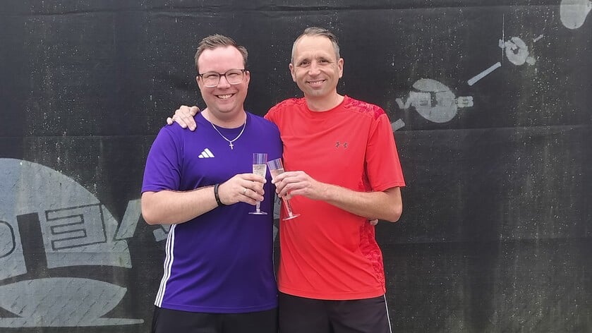 Tennisvereniging Groot Zuideveld neemt afscheid van trainer Corné Boer