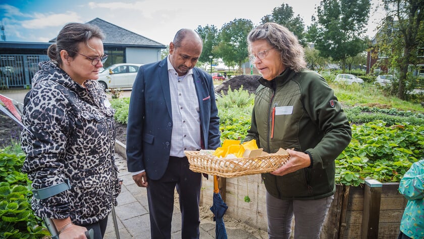 Burendag in de EethPluktuin
