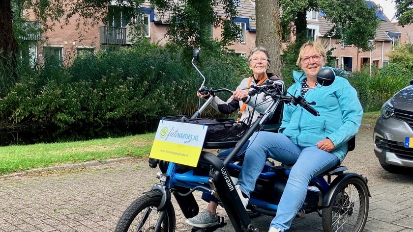 Met Fietsmaatjes de weg weer op: ‘Heerlijk om weer te fietsen’