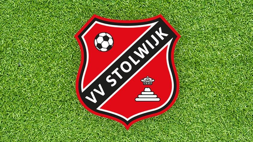 Stolwijk schakelt verrassend tweedeklasser uit