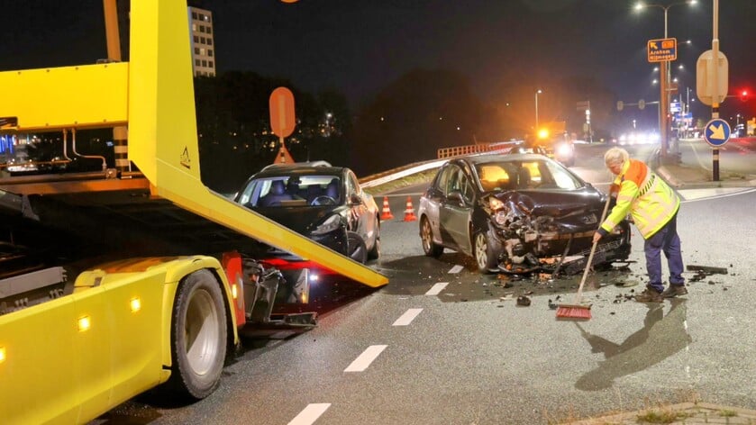 Botsing op afslag Tiel A15