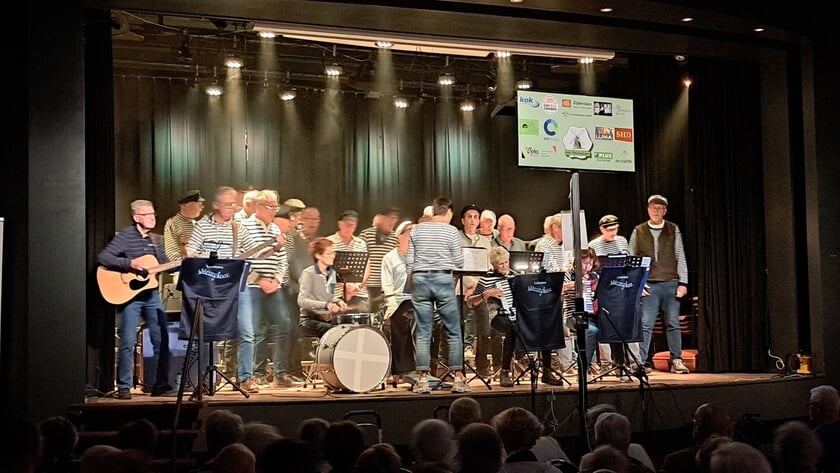 Benefietkorenfestival in Stolwijk levert bijna 1.500 euro op voor hospice