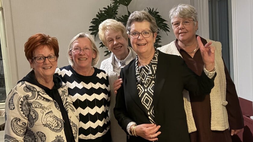 ‘Donkere Tocht’ in Lekkerkerk vraagt aandacht voor geweld tegen vrouwen