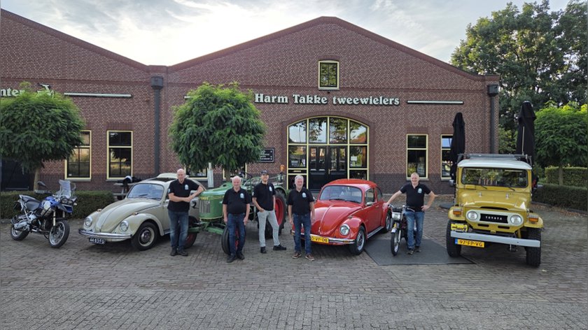D.O.L. viert 12,5-jarig jubileum met bijzondere oldtimerrit door Achterhoek