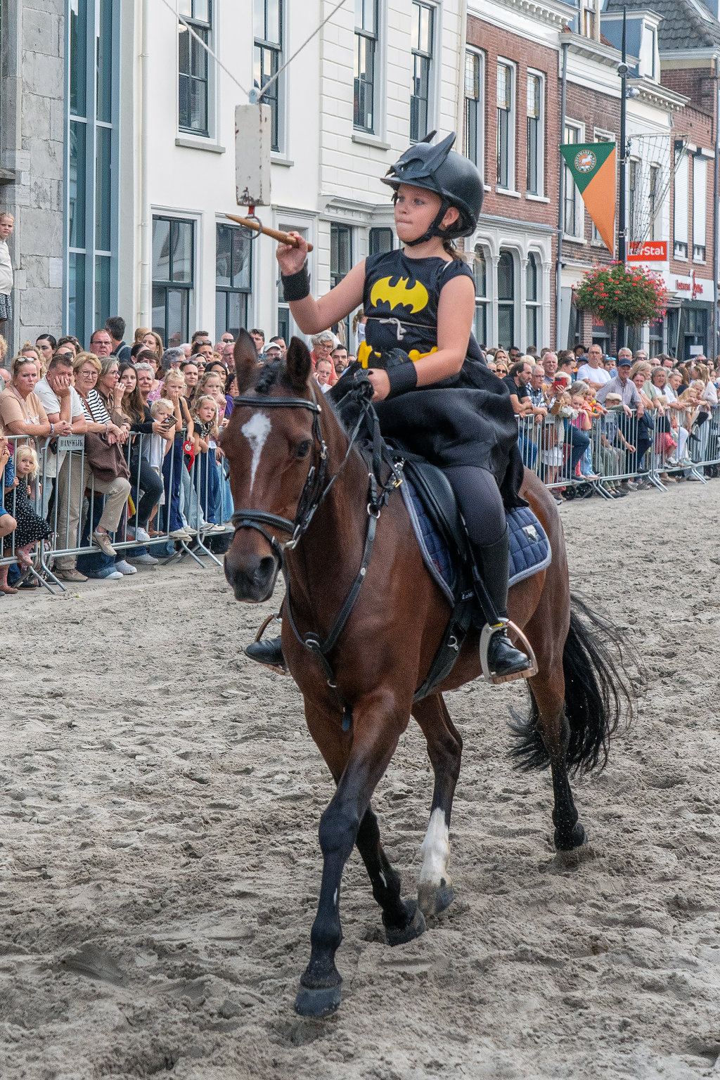 Ringsteken onder het zadel