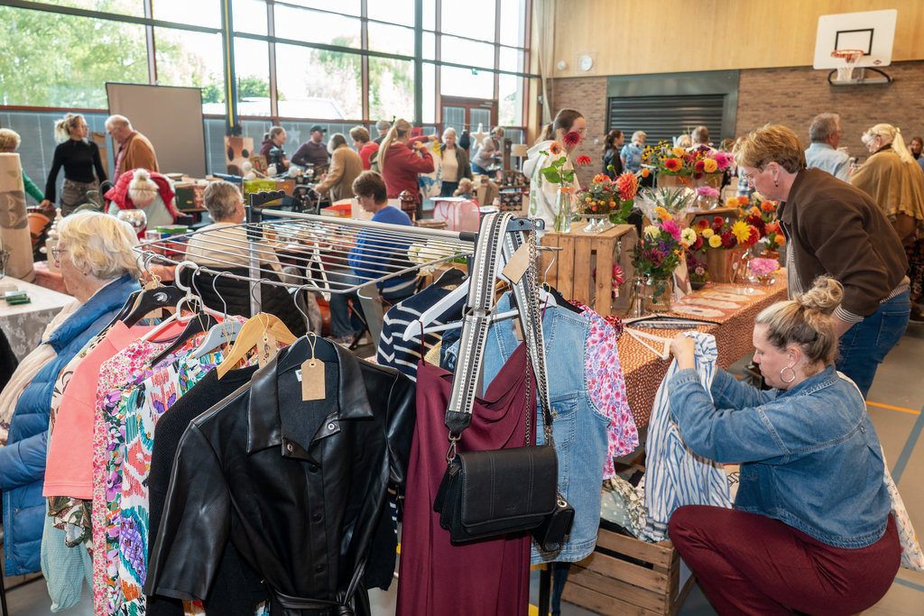 Rommelmarkt en Herfstfair in Leerbroek