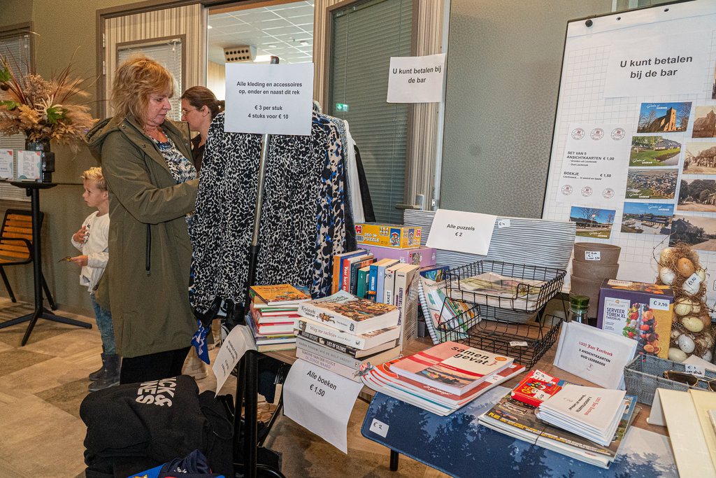 Rommelmarkt en Herfstfair in Leerbroek