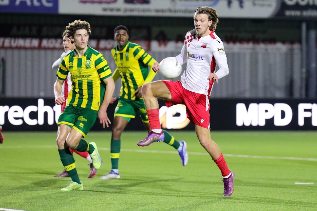 Kozakken Boys - ADO Den Haag (1-3).