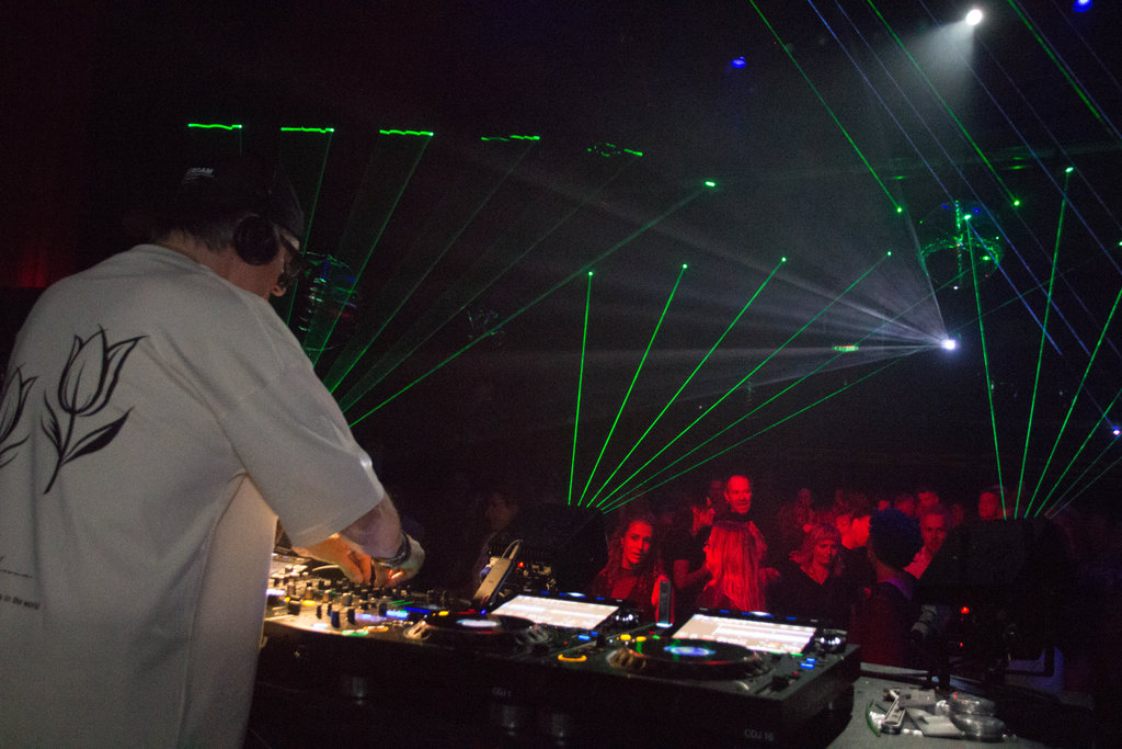 Dance-iconen laten Weesp dansen op eerste House of Weesp | Al het ...