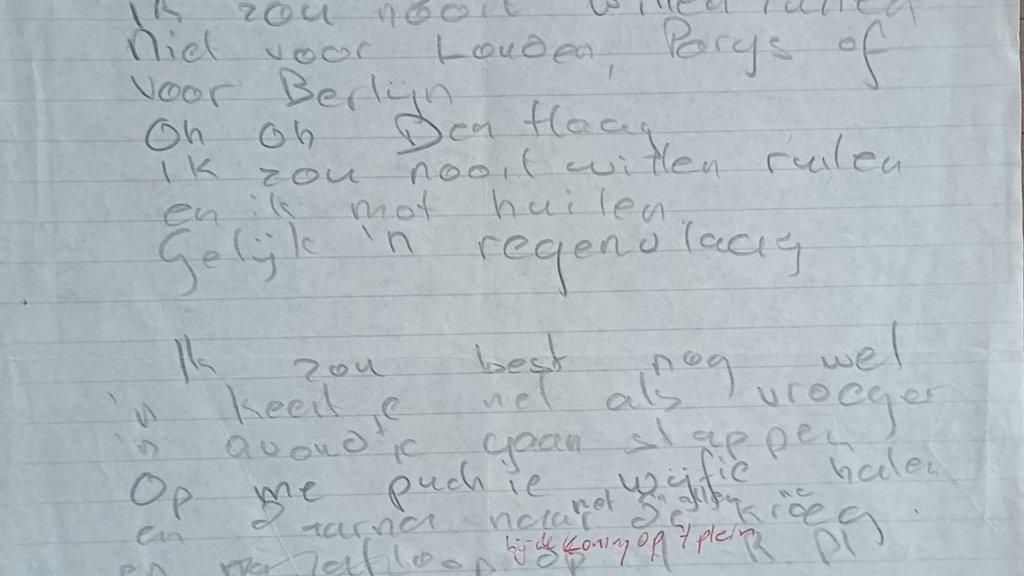 Het eerste kladbriefje met daarop de titel ‘Oh, Oh, Den Haag’.