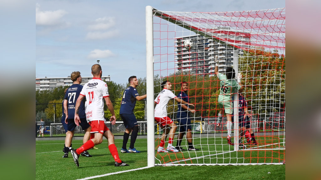 na 23 minuten stond het 2-0 voor de thuisploeg.