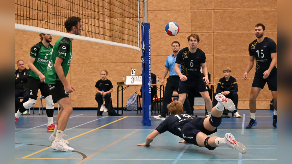 Na een 2-7 achterstand werd Rijswijk wakker en werd het 7-7.