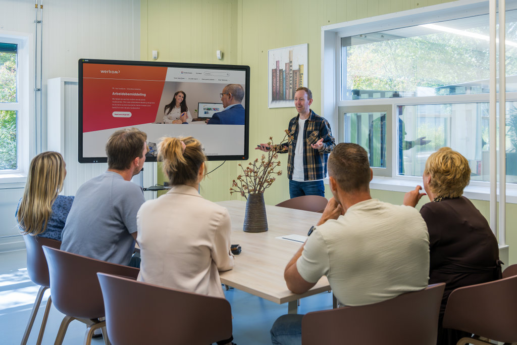 Danny Kroon is projectcoördinator Voorschakeltrajecten bij Werkom en zorgt hij ervoor dat kandidaten via een goede voorbereiding kunnen doorstromen.