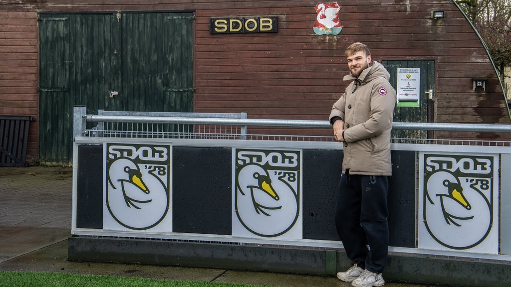 Timo Letschert stopt als jonge dertiger met zijn voetbalcarrière. Wat hij gaat doen? Voor pensioen is het zeker nog geen tijd.