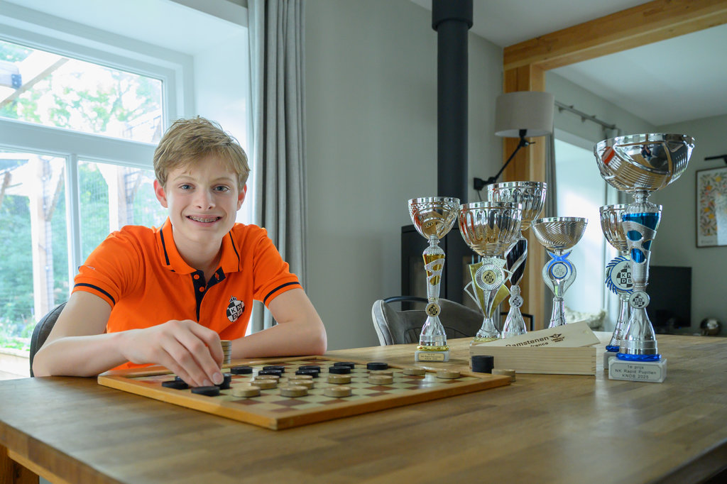 "Winnen is het leukste aan dammen."