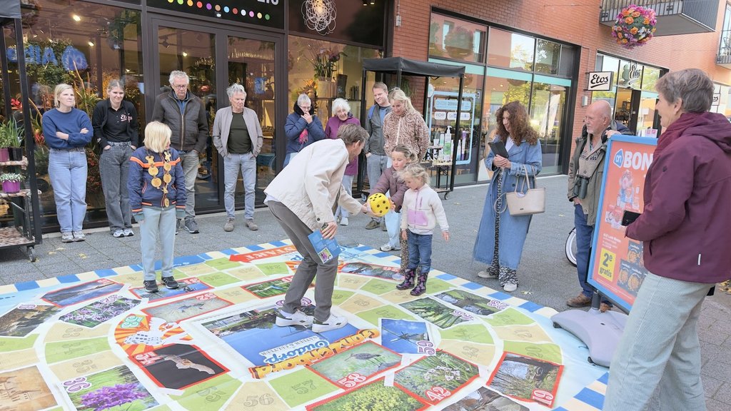 Ter gelegenheid van de start speelden leerlingen en ouders van O.B.S. De Zes Wielen.