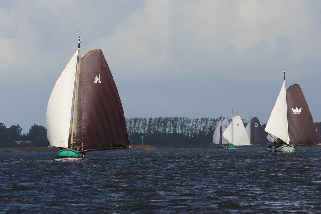 Skûtsje Sneker Pan op de Goaiingarypster Puollen