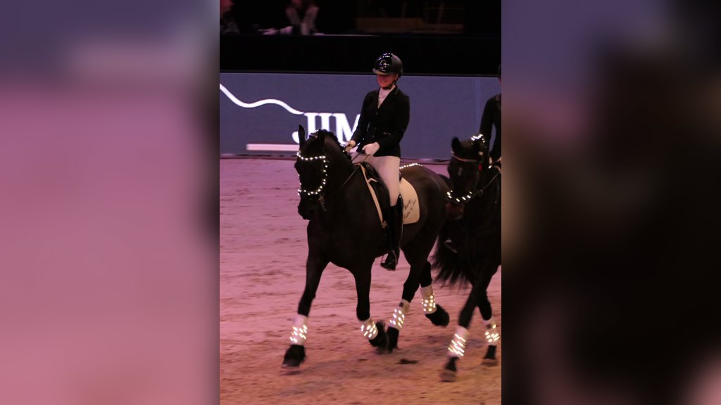 Britt en Gowan op Jumping Indoor Maastricht