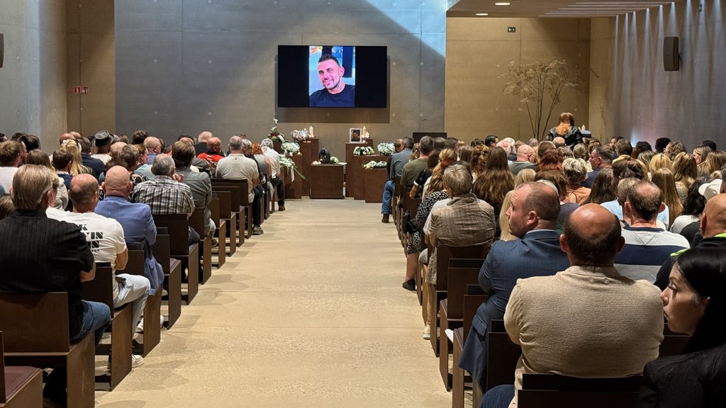 Een volle aula nam afscheid van Xavier
