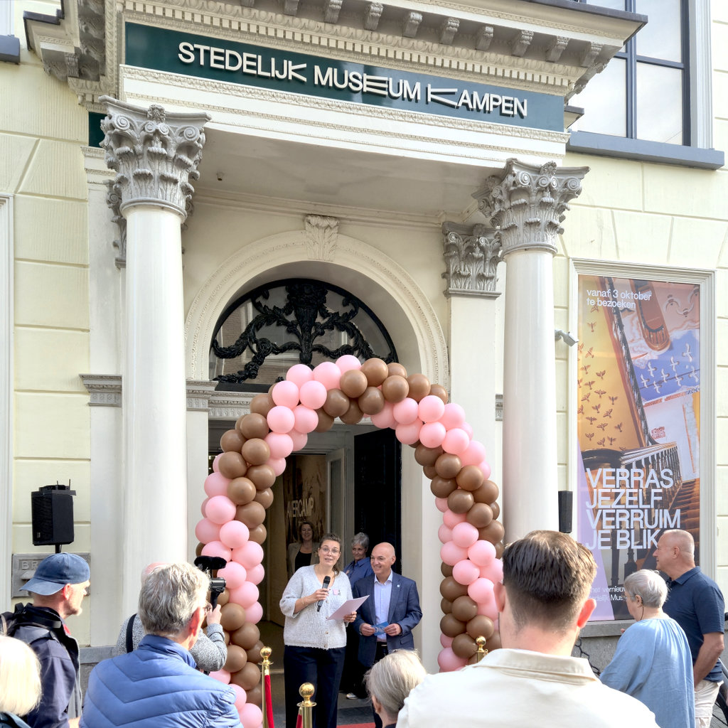 Nynke van der Wal opent samen met Robertjan de Wilde museum èn tentoonstelling