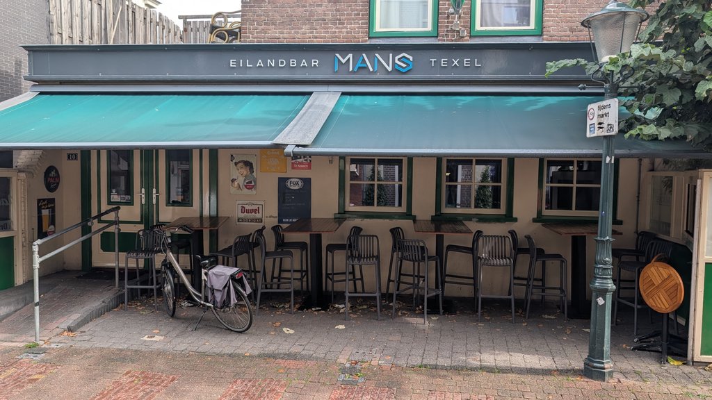 Eilandbar Mans, eigendom van Jesse Blaauboer