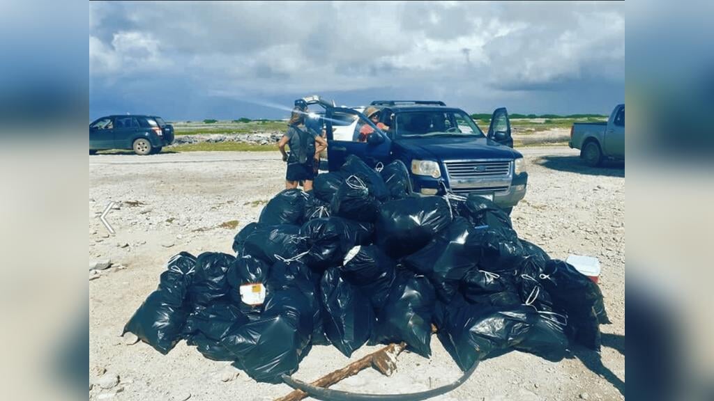 The result of this week’s 1-hour Cleanup Campaign. Photo: Laura Verbaten.