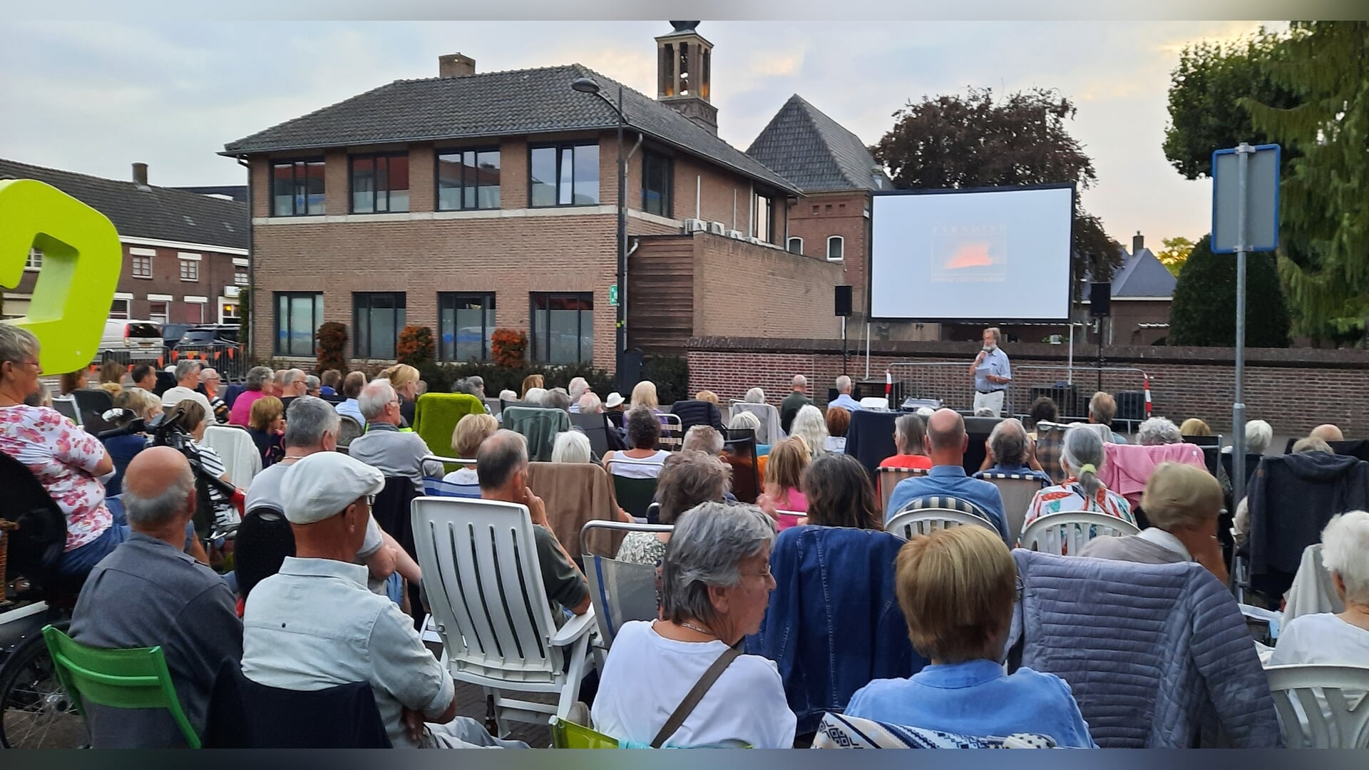 Openluchtfilmavond in Schaijk groot succes